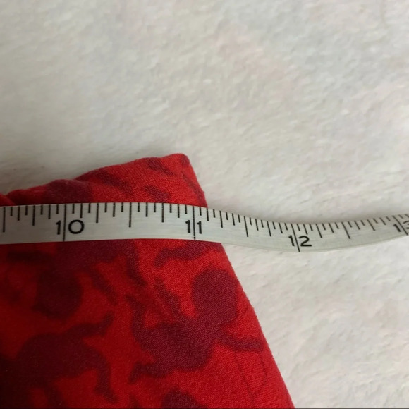 LuLaRoe Cupid patterned one size leggings red - Picture 8 of 8
